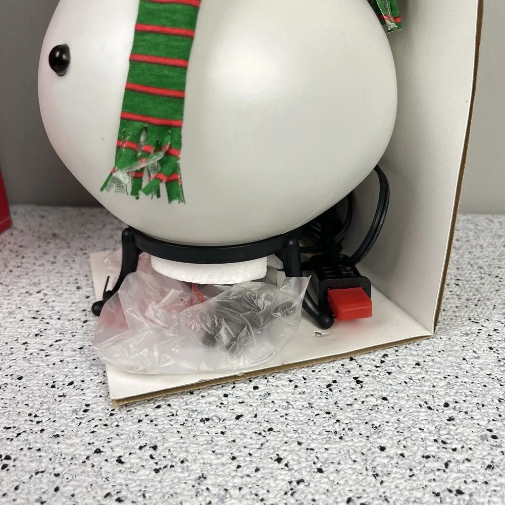 2003 Target Christmas Snowman Spinning Shade Lamp‎ New Open Box Vintage 12